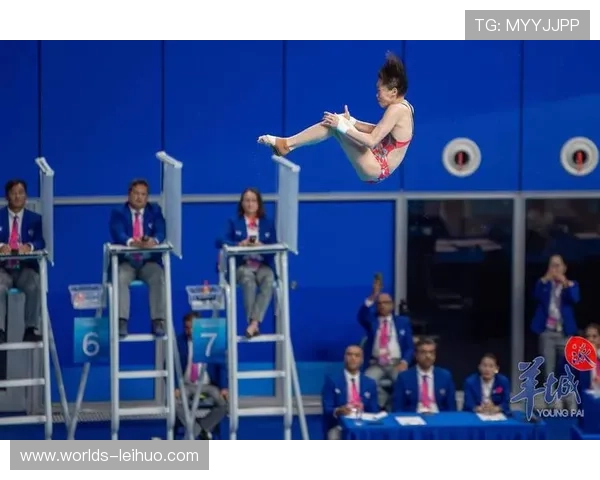 全运会跳水女双10米台，全红婵新组合0.9分优势险胜